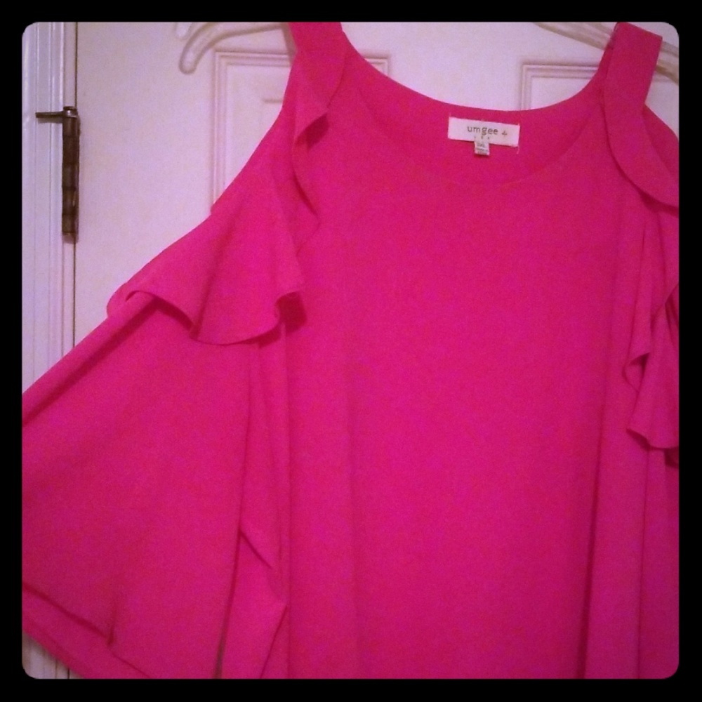 Cold Shoulder Plus Top